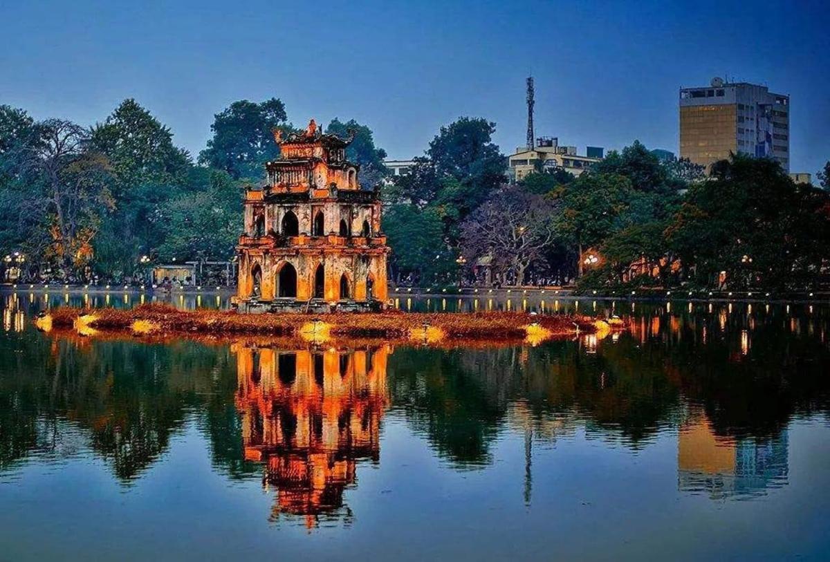 Hoang Cuong Hotel 15 Nguyen Thai Hoc Hanoi Buitenkant foto